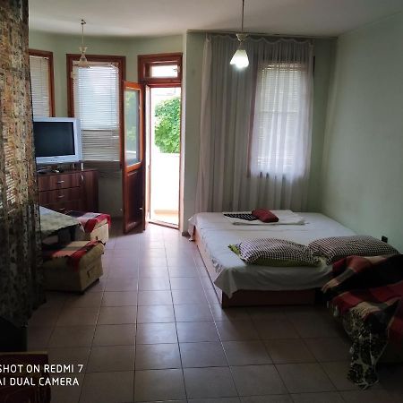 Lider Apartment Center Warna Exterior foto